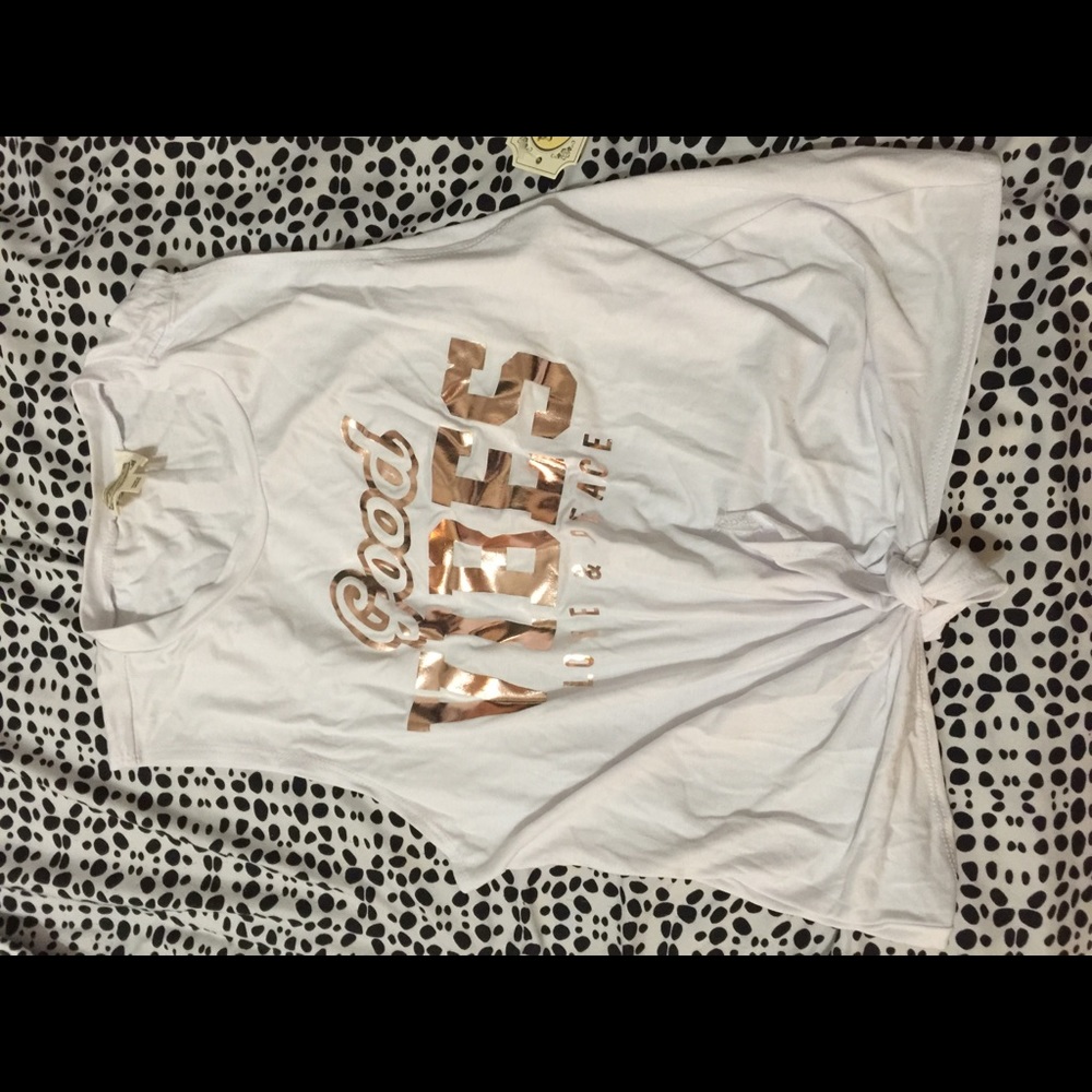 Women shirt